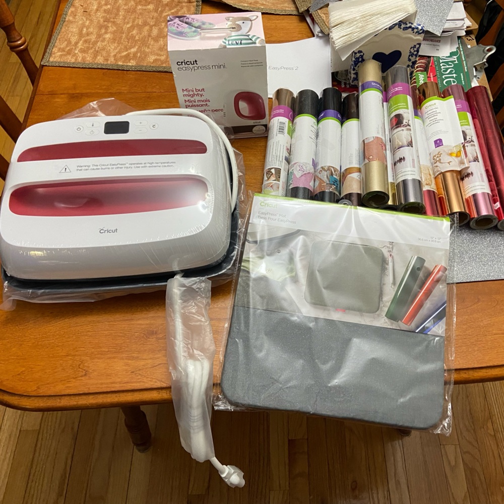 ***SOLD***.  Cricut Heat Press lot